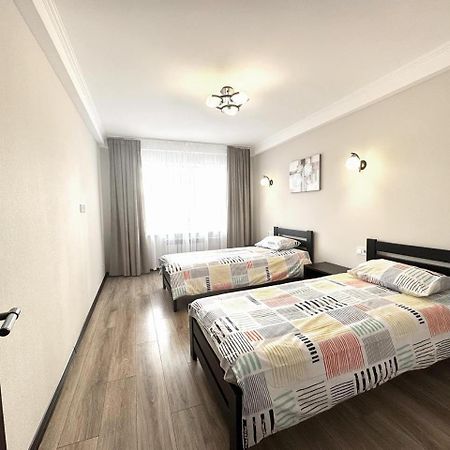 Artal Apartment On Obolonskyi Avenue 16A, 2 Bedroom Kiev Exterior foto